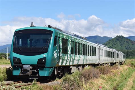 五能線松神|JR東日本五能線｜Resort 白神號景觀列